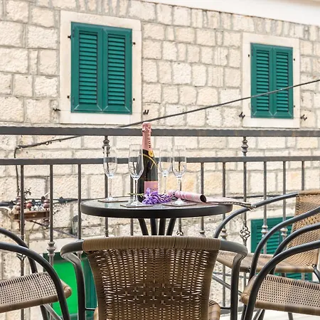 Rustical 2 Baška Voda