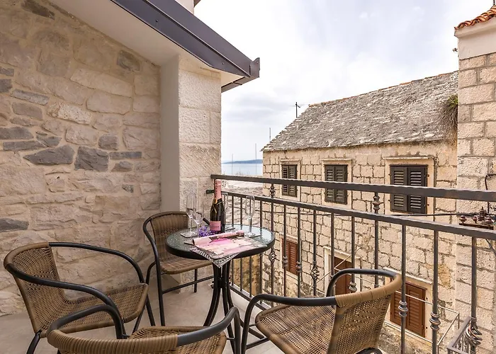 Rustical 2 Apartment Baška Voda